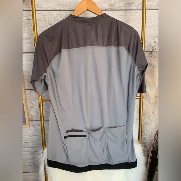 Pinarello asymmetric zip up bicycling shirt size XXL. - Picture 5 of 10